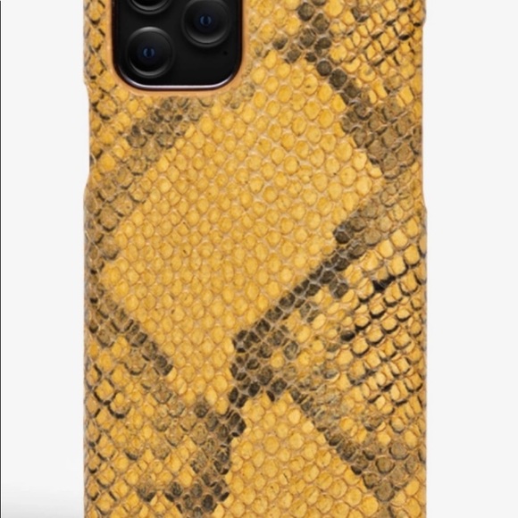 iPhone 11 Pro genuine snake leather case - Picture 2 of 5